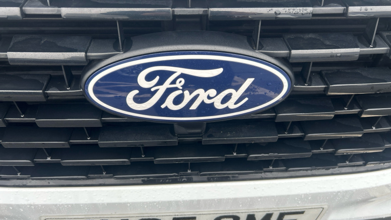 Ford Tourneo Custom 340 L2 Petrol Fwd 2.5 PHEV 232ps H1 Zetec 8 seater Auto